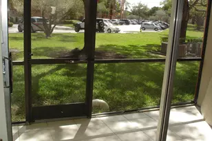 571 SW 142nd Ave, Pembroke Pines, FL 33027 - Photo 2