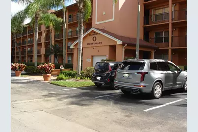 571 SW 142 Avenue #106, Pembroke Pines, FL 33027 - Photo 1