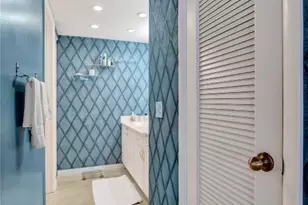 4060 N Hills Dr, Hollywood, FL 33021 - Photo 26