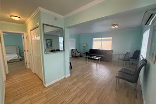 323 Monroe St, Hollywood, FL 33019 - Photo 8