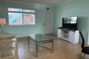 323 Monroe St, Hollywood, FL 33019 - Photo 30