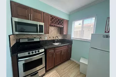 323 Monroe Street #2, Hollywood, FL 33019 - Photo 22