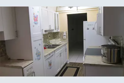 3321 NW 47th Terrace #223, Lauderdale Lakes, FL 33319 - Photo 4