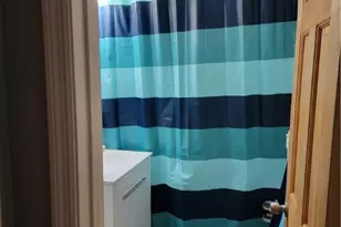 1010 NW 3rd Ave, Hallandale Beach, FL 33009 - Photo 16