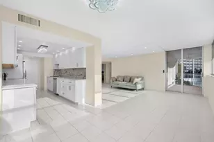 100 Golden Isles Dr, Hallandale Beach, FL 33009 - Photo 26