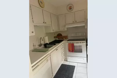 2821 Somerset Drive #217, Fort Lauderdale, FL 33311 - Photo 2