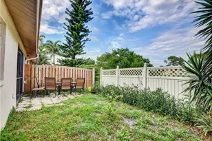 7958 Piper Ln, Lake Worth, FL 33463 - Photo 22