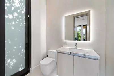 2421 Barcelona Drive, Fort Lauderdale, FL 33301 - Photo 32