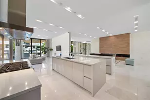 2421 Barcelona Dr, Fort Lauderdale, FL 33301 - Photo 18