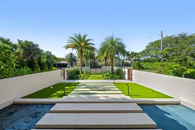 2421 Barcelona Drive, Fort Lauderdale, FL 33301 - Photo 8