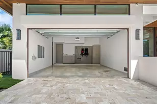 2421 Barcelona Dr, Fort Lauderdale, FL 33301 - Photo 90