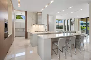 2421 Barcelona Dr, Fort Lauderdale, FL 33301 - Photo 16