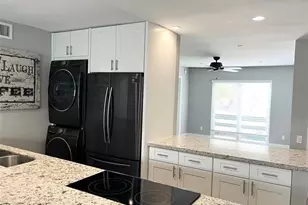 5328 NE 6th Ave, Oakland Park, FL 33334 - Photo 12