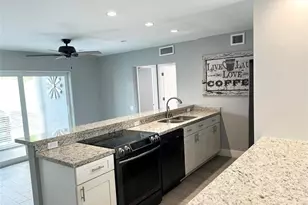 5328 NE 6th Ave, Oakland Park, FL 33334 - Photo 14