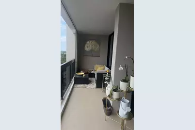 2425 Presidential Way #705, West Palm Beach, FL 33401 - Photo 2