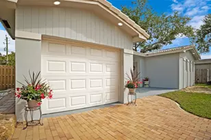 223 SE 7th St, Dania Beach, FL 33004 - Photo 6