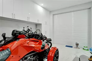 359 Sundial Cir, Margate, FL 33068 - Photo 28