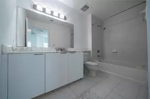 234 NE 3rd St, Miami, FL 33132 - Photo 16