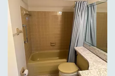 7805 W Atlantic Boulevard #202, Margate, FL 33063 - Photo 12