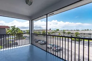 651 Pine Dr, Pompano Beach, FL 33060 - Photo 16