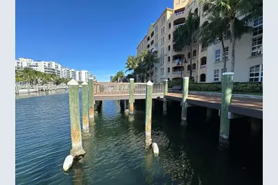 3001 NE 185th Street #111, Aventura, FL 33180 - Photo 8
