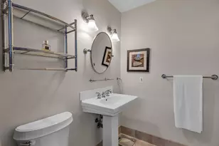 1001 NE 14th Ave, Hallandale Beach, FL 33009 - Photo 30