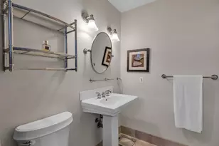 1001 NE 14th Ave, Hallandale Beach, FL 33009 - Photo 30