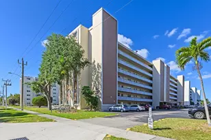 1001 NE 14th Ave, Hallandale Beach, FL 33009 - Photo 2