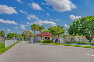 100 Lake Meryl Dr, West Palm Beach, FL 33411 - Photo 34