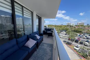 3731 N Country Club Dr, Aventura, FL 33180 - Photo 10