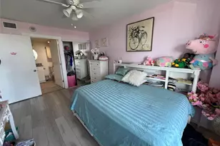 3731 N Country Club Dr, Aventura, FL 33180 - Photo 22
