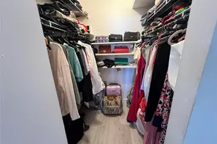 3731 N Country Club Dr, Aventura, FL 33180 - Photo 36