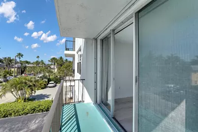 301 Croton Avenue #302, Lantana, FL 33462 - Photo 18