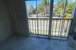 2000 Atlantic Shores Blvd, Hallandale Beach, FL 33009 - Photo 18