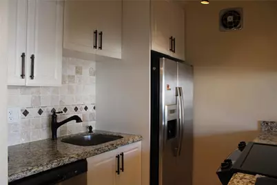900 SW 11th Avenue #5C, Hallandale Beach, FL 33009 - Photo 4