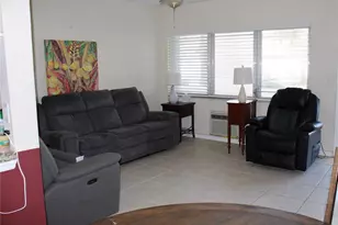 900 SW 11th Ave, Hallandale Beach, FL 33009 - Photo 2