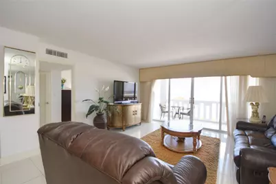 1012 N Ocean Boulevard #204, Pompano Beach, FL 33062 - Photo 20