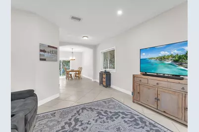 4776 Lago Vista Drive, Coconut Creek, FL 33073 - Photo 8