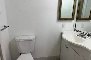 3090 NW 46th Ave, Fort Lauderdale, FL 33313 - Photo 8