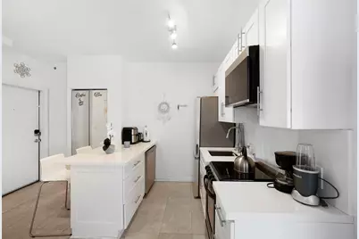 1100 Collins Avenue #201 & 202, Miami Beach, FL 33139 - Photo 8