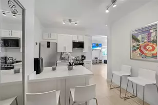 1100 Collins Ave, Miami Beach, FL 33139 - Photo 6