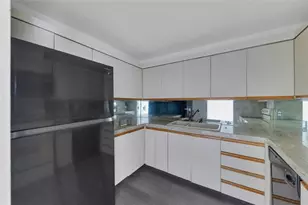 6371 Bay Club Dr, Fort Lauderdale, FL 33308 - Photo 12