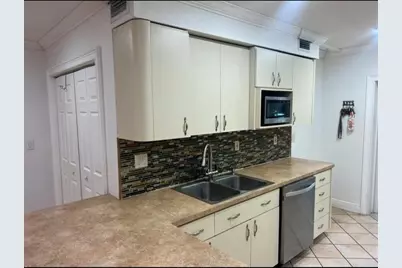 14500 NE 2nd Avenue, Miami, FL 33161 - Photo 16