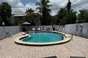2555 NE 11th St, Fort Lauderdale, FL 33304 - Photo 10