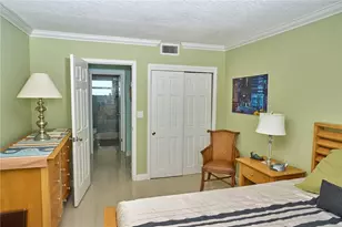 2555 NE 11th St, Fort Lauderdale, FL 33304 - Photo 8