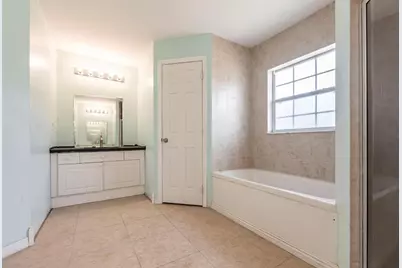 906 E 10th Street, Lehigh Acres, FL 33972 - Photo 22