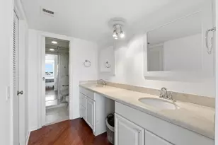 511 Bayshore Dr, Fort Lauderdale, FL 33304 - Photo 18