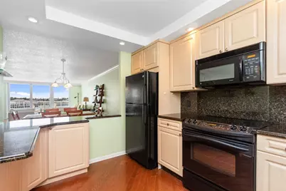 511 Bayshore Drive #410, Fort Lauderdale, FL 33304 - Photo 10