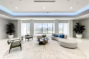 20329 W Country Club Dr, Miami, FL 33180 - Photo 28