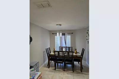 585 NW Floresta Drive, Port Saint Lucie, FL 34983 - Photo 8